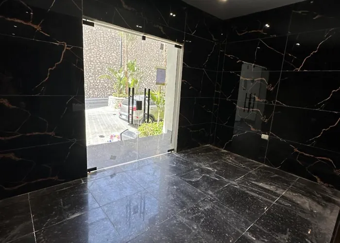 Dağ evi شالية فندقي للإيجار في سكاي ستي 4 الجلالة السخنة ارضي بحديقة مطل على بحيرة صناعية عذبة كبيرة اعلى منطقة في جبال الجلالة *
