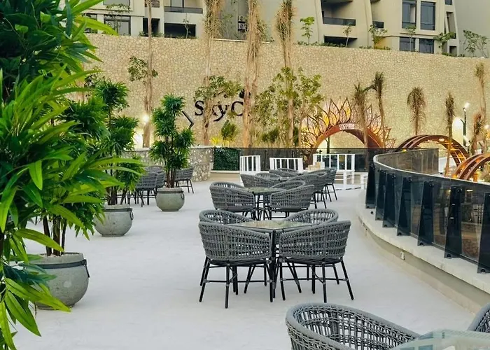 Dağ evi شالية فندقي للإيجار في سكاي ستي 4 الجلالة السخنة ارضي بحديقة مطل على بحيرة صناعية عذبة كبيرة اعلى منطقة في جبال الجلالة *